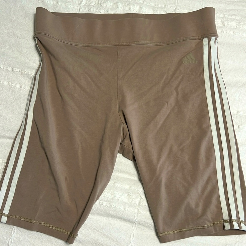 Women’s Adidas biker shorts